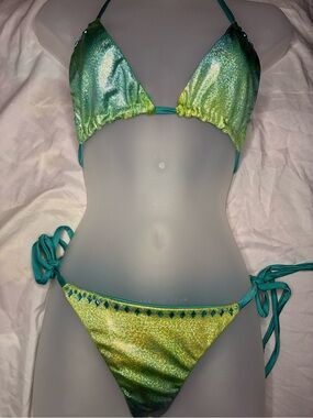 Teal-to-Lime Shimmer Bikini